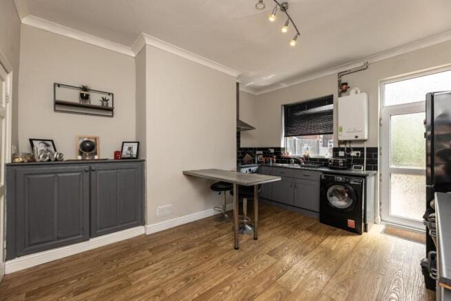 2 bed Terraced for sale Image 4
