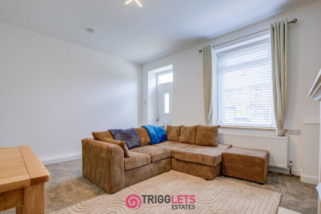 2 bed Terraced for sale Image 3