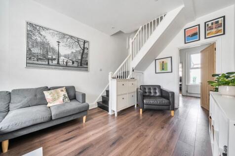 Wilton Road, Redhill, RH1