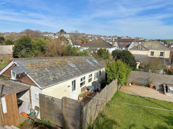 THE ANNEXE