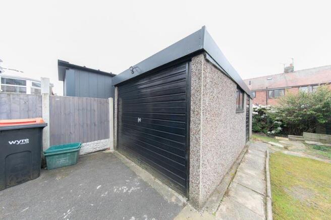 External garage