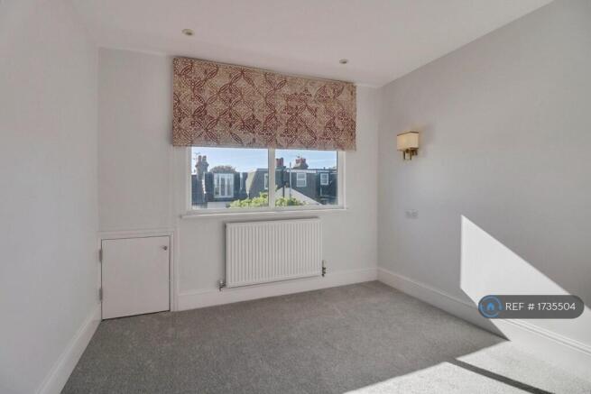 Loft Small Room