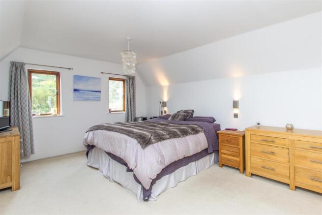 Master Bedroom.jpg