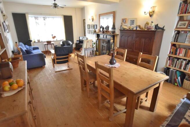 Living/Dining Room