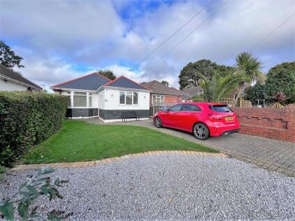 Winifred Road, Oakdale, POOLE, BH15