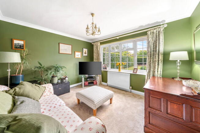 4 bed Detached for sale Image 5