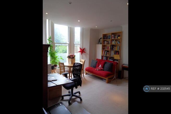 Living Room (2)