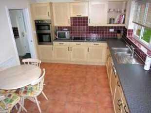 Kitchen breakfast room