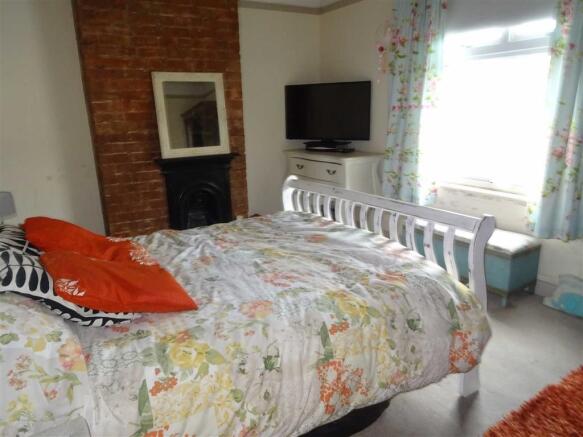 Bedroom 1 (front)