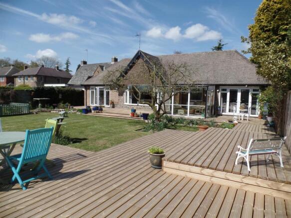 Landscaped Rear Gard