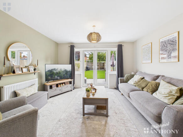 CAM03852G0-PR0436-STILL006