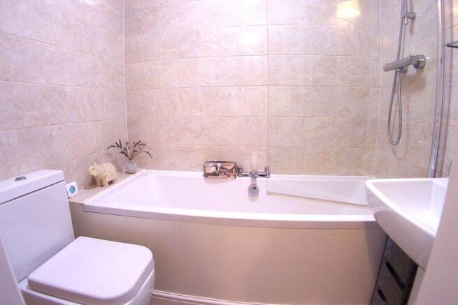 2 bed Detached to rent Image 11