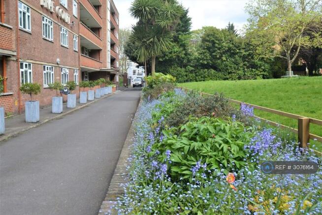 Beautiful Front Gardens