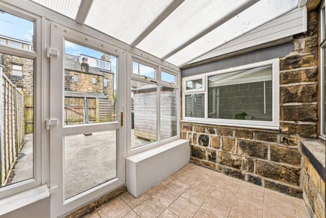 3 bed Terraced for sale Image 8