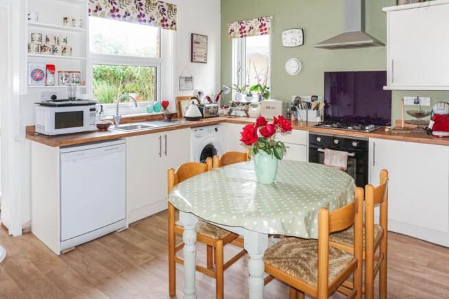 Kitchen/Breakfast
