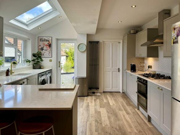 Kitchen/Breakfasting Room