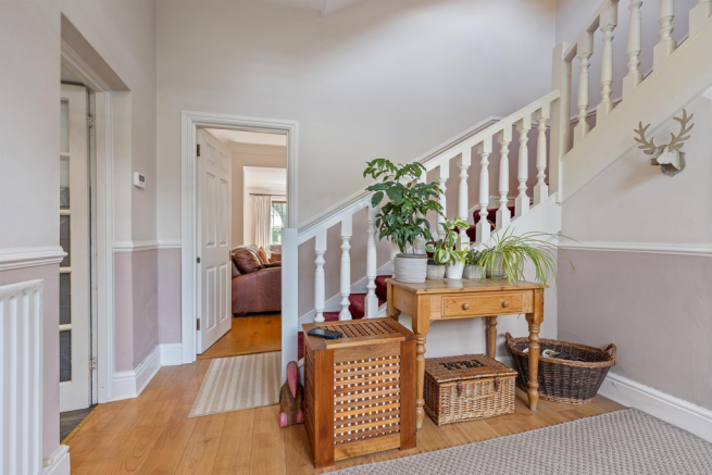 3 bed Mews for sale Image 4
