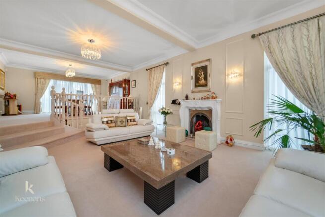 14 Ringley Park 9.jpg