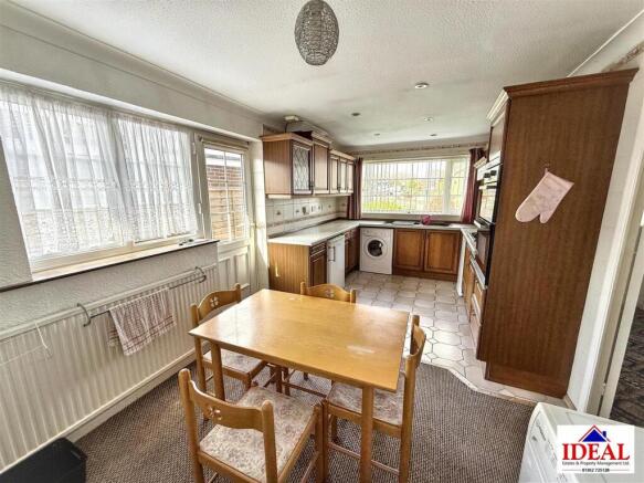 Harmby Close, Skellow, Doncaster photo 3
