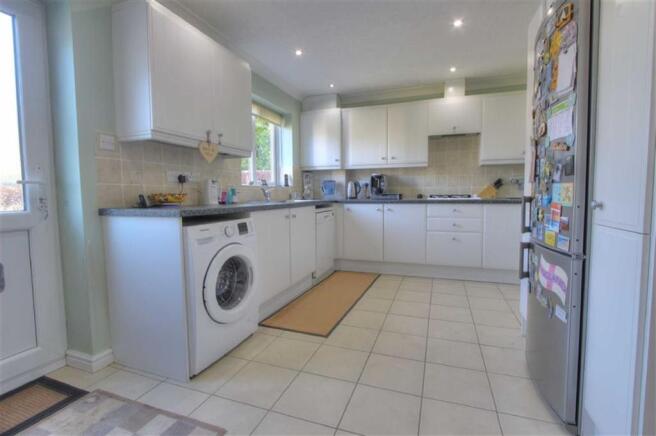 Kitchen: