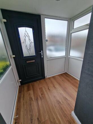 3 bed Semi-Detached to rent Image 8