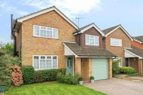 64, Hormare Crescent, Pulborough RH20 4QX