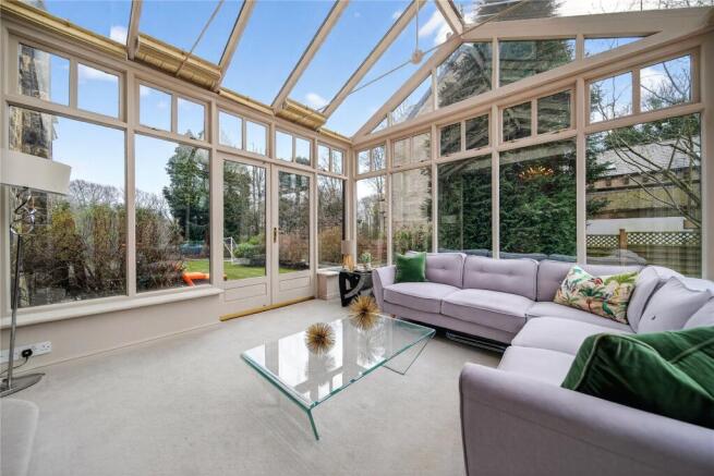9 bed Detached for sale Image 7