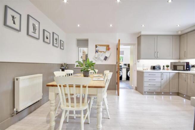 Kitchen / breakfast room