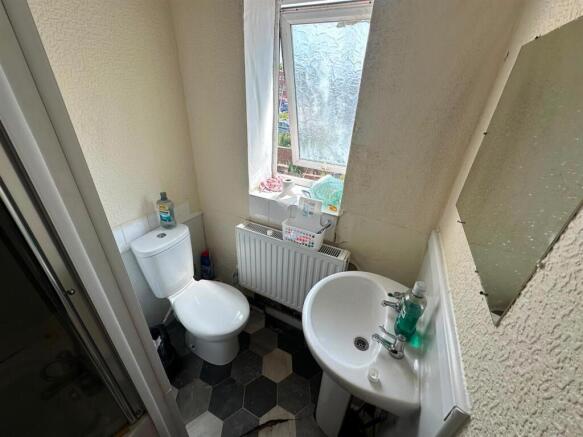 2 bed Terraced for sale Image 8