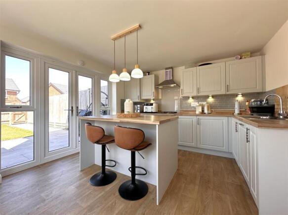 Superb Dining Kitchen 281