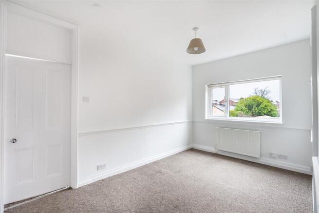 Flat 2 Moorland Street-4.jpg