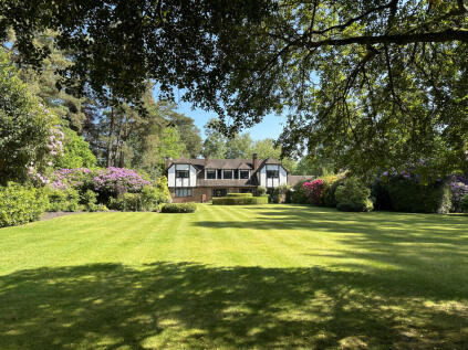 Llanvair Drive, Ascot, SL5