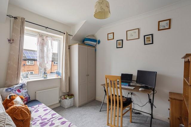 3 bed Terraced for sale Image 8
