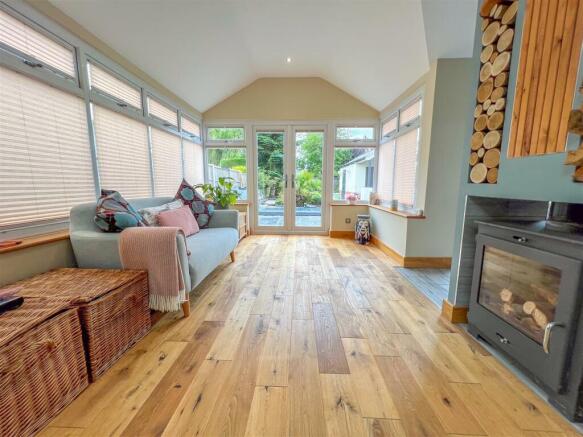 Grasmere Crescent - Image-17.jpg