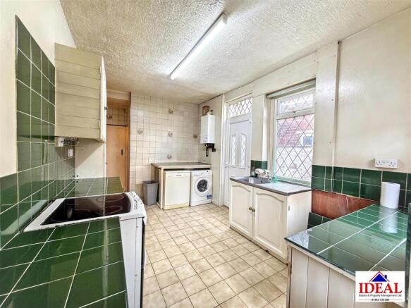 3 bed Terraced for sale Image 5