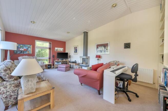 91 Hocombe Road (12).jpg