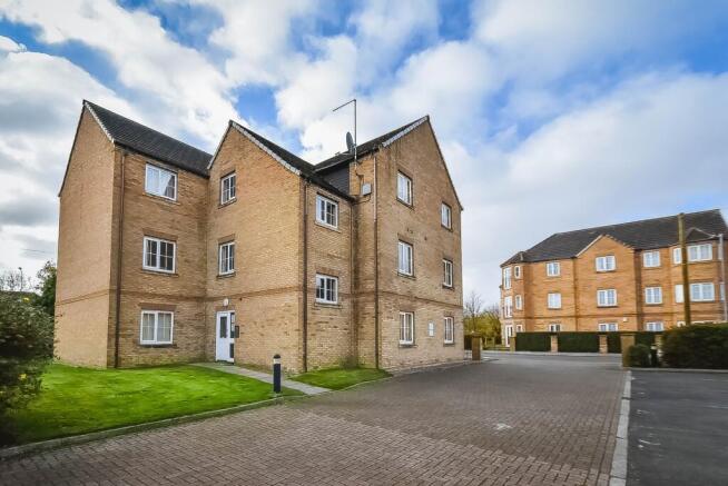 2 bed Flat to rent Image 11