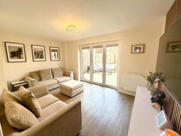 2 bed Semi-Detached for sale Image 6