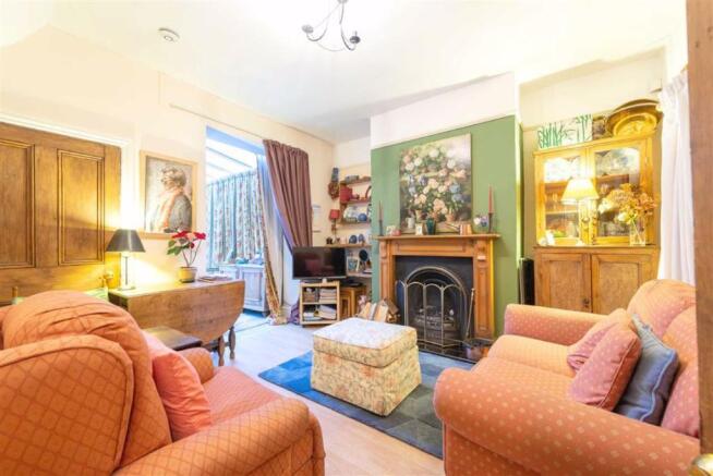 SITTING ROOM