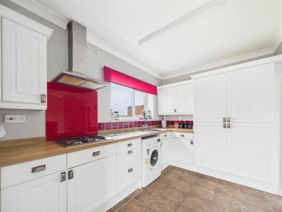 Kitchen/ dining room