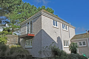 Detached Lodge