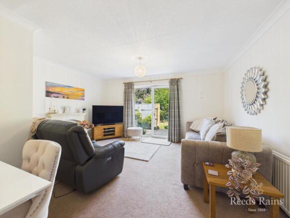 2 bed Apartment for sale Image 7