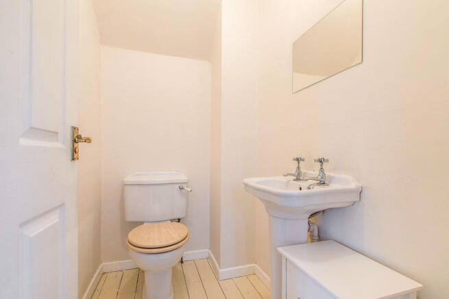 Cloakroom Wc