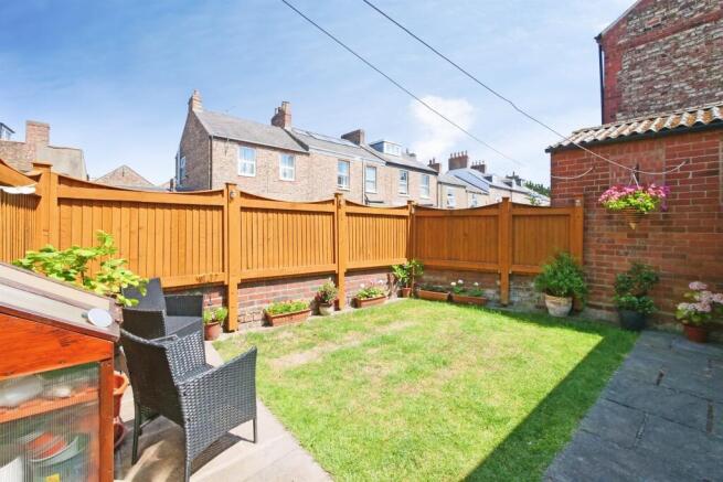 6 bed End of Terrace for sale Image 9