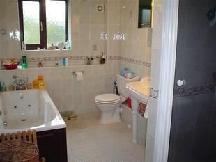 EN-SUITE 1