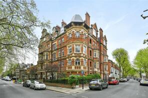 5, Queens Mansions, Brook Green, London W6 7EB