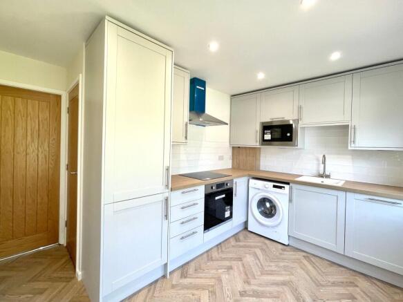 2 bed Terraced for sale Image 3
