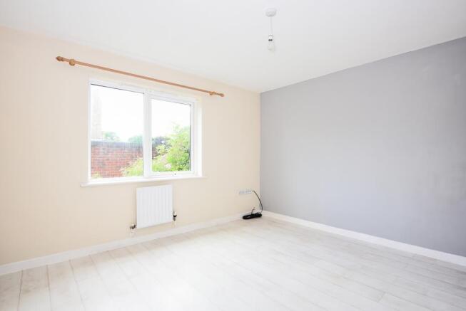 Bedroom .