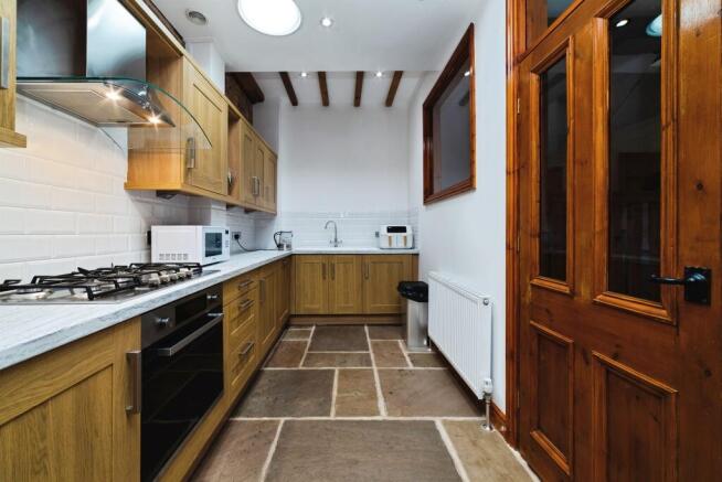 3 bed Barn Conversion for sale Image 7