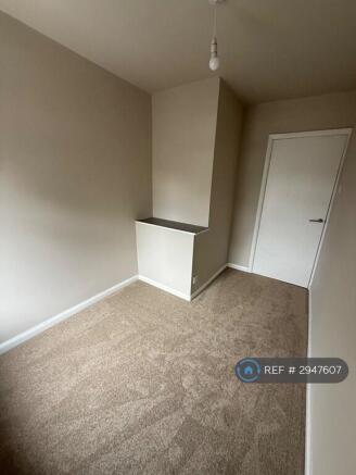 3 bed Terraced to rent Image 10